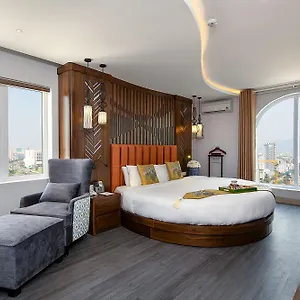 4* Hotell Tgt